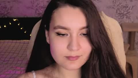 Annie online show from 05-16-26, 11:14