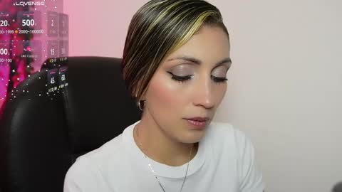 Anny online show from 05-09-26, 11:48