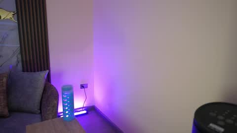 Ana online show from 10-13-25, 11:32