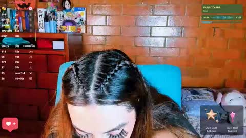 Anny  IG online show from 10-25-25, 04:42