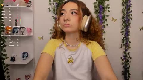 Snapshot of annycolin chatting on 03-23-26, 07:29 Anny IG online show from 03-23-26, 07:29