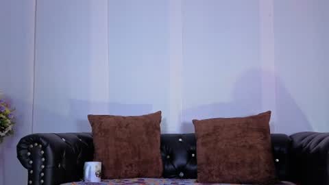 LittleSunny  My schedule 1400 - 2200 GMT -5 online show from 06-23-26, 03:26