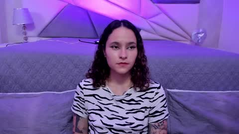 AnnyT online show from 01-08-25, 10:48