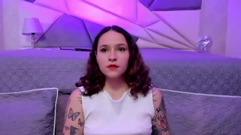 AnnyT online show from 02-08-25, 10:51