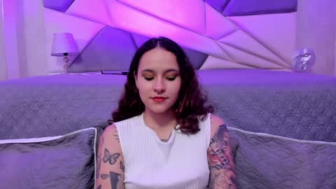 AnnyT online show from 02-09-25, 01:55