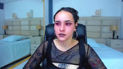 AnnyT online show from 09-17-25, 09:49