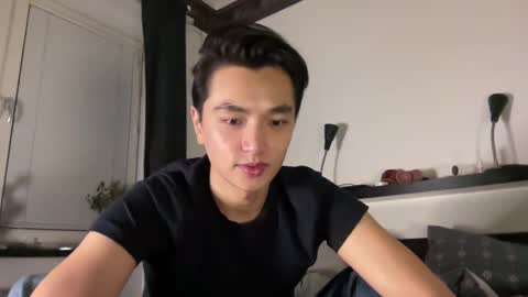 asiantwinkboy online show from 12-20-24, 04:57