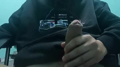 Snapshot of anonimo10s chatting on 11-08-25, 06:02 anonimo10s online show from 11-08-25, 06:02