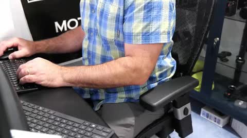 D online show from 10-08-25, 01:09