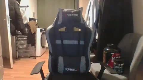 Anonymousguy online show from 02-19-25, 01:06