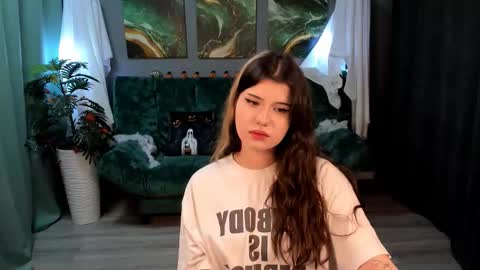 Anora online show from 11-05-25, 07:03