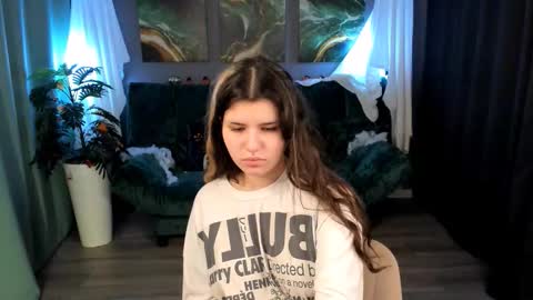 Anora online show from 11-08-25, 01:44