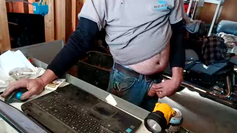 Snapshot of anotherbaldy chatting on 11-12-25, 06:30 anotherbaldy online show from 11-12-25, 06:30