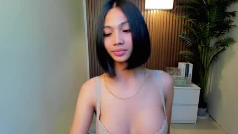 Snapshot of anqelic chatting on 12-26-24, 06:33 Stacy Maurice online show from 12-26-24, 06:33
