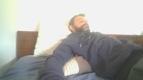 Snapshot of ansreramso chatting on 02-09-25, 03:23 Lower chakra online show from 02-09-25, 03:23