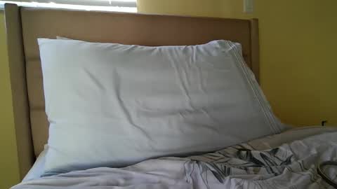 Snapshot of ansreramso chatting on 10-12-25, 07:46 Lower chakra online show from 10-12-25, 07:46