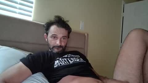 Snapshot of ansreramso chatting on 10-14-25, 10:10 Lower chakra online show from 10-14-25, 10:10