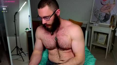 Ant online show from 05-19-26, 07:53