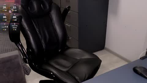 Snapshot of antawnata chatting on 01-06-25, 10:05 AntawnT online show from 01-06-25, 10:05