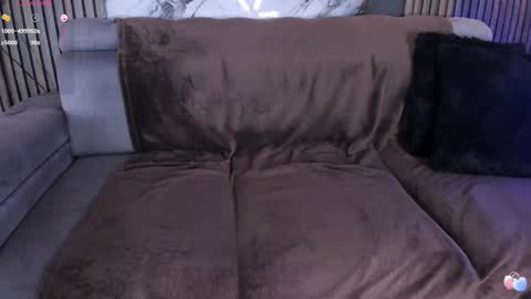 Anthoneladoll online show from 02-14-25, 01:02