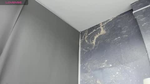 anthonelaDuque online show from 01-07-26, 11:45