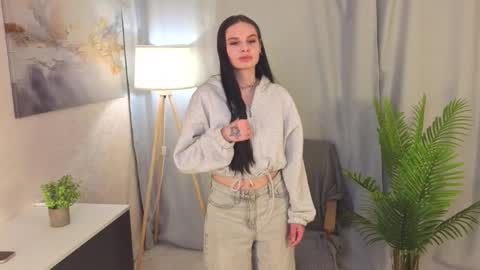 Snapshot of anthonyblazon chatting on 02-14-26, 05:43 Alice online show from 02-14-26, 05:43