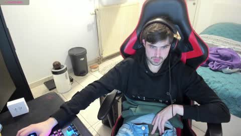 Anthony online show from 01-25-25, 04:13