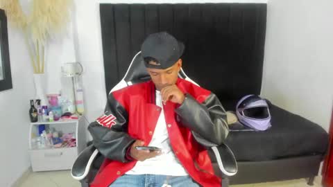       online show from 05-01-26, 12:26