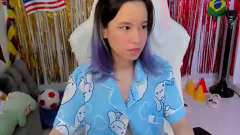 Snapshot of anto_sweet18 chatting on 06-26-26, 10:41 My birthday is on december 2nd surprise me with a gift from my amazonlist online show from 06-26-26, 10:41