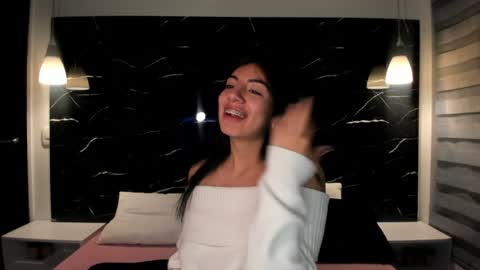 Antonella online show from 12-14-24, 05:29