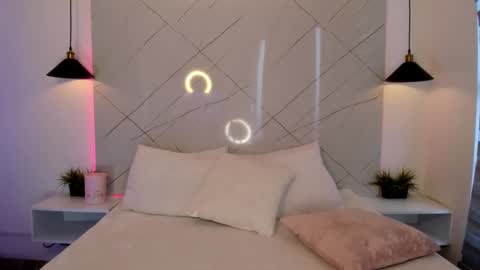 Snapshot of antonella__rouse chatting on 10-09-25, 08:18 Antonella online show from 10-09-25, 08:18