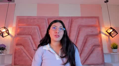 Snapshot of antonella_blue01 chatting on 03-05-26, 10:39 Antonella online show from 03-05-26, 10:39