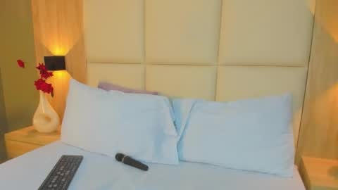 Snapshot of antonella_cutie_ chatting on 03-12-26, 12:22 A N T O N E L L A online show from 03-12-26, 12:22