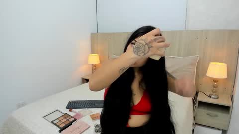 Snapshot of antonella_hidalgo chatting on 10-24-25, 11:28 Antonella online show from 10-24-25, 11:28