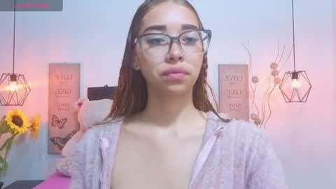Antonella online show from 06-15-26, 12:18