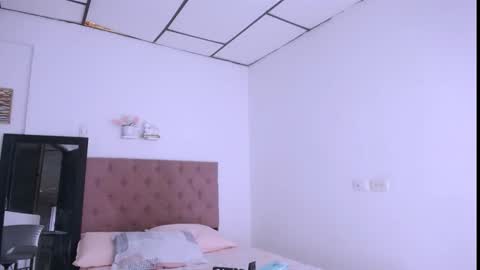 Snapshot of antonella_mcry chatting on 10-04-25, 09:57 antonella online show from 10-04-25, 09:57