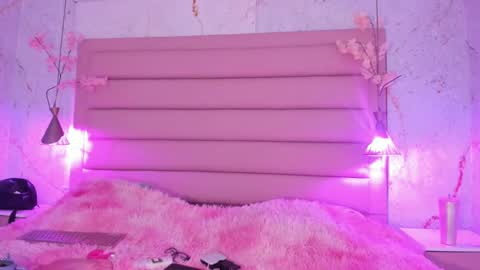 Antonella Rossi online show from 11-08-25, 02:17