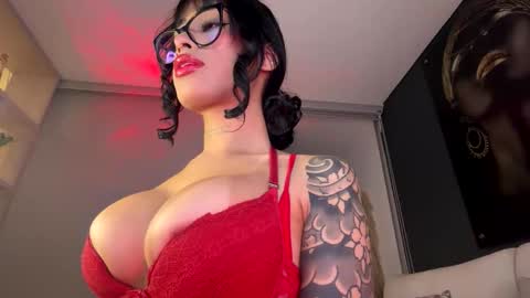Snapshot of antonella_silva chatting on 05-02-26, 01:54 Anto online show from 05-02-26, 01:54