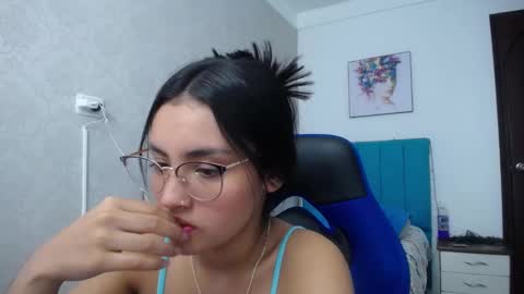 Antonella online show from 01-16-25, 03:24