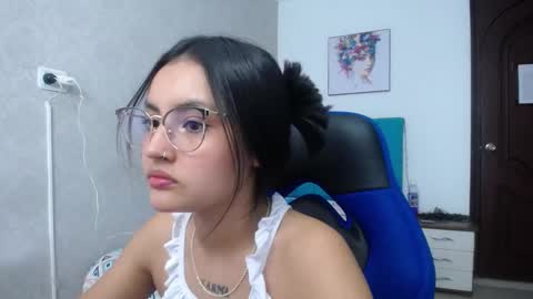 Antonella online show from 01-17-25, 03:22