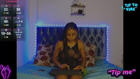 AntonellaAndNoah online show from 02-19-25, 04:55