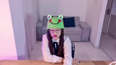 Snapshot of antonellabons chatting on 05-14-26, 12:50 Antonella online show from 05-14-26, 12:50
