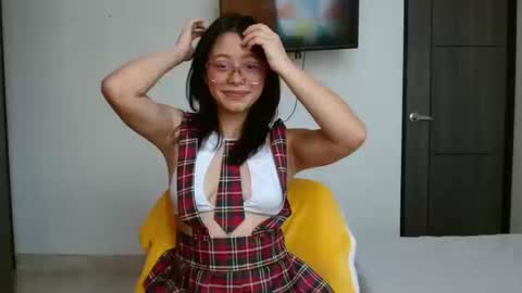 Snapshot of antonellacut chatting on 10-16-25, 03:24 ANTONELLA online show from 10-16-25, 03:24