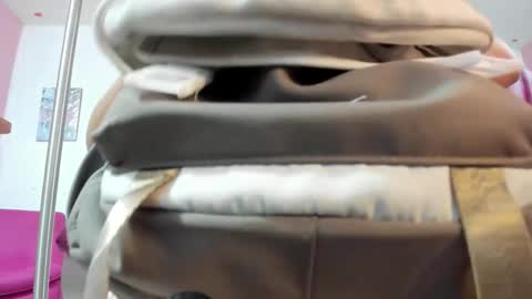 Snapshot of antonellakling_ chatting on 02-27-26, 11:43 ANTONELLA online show from 02-27-26, 11:43