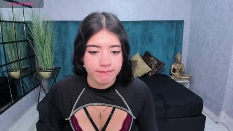 A N T O N I A online show from 04-01-26, 11:11