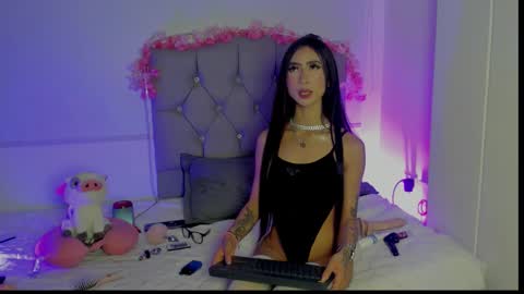 Snapshot of antonieta23 chatting on 10-09-25, 03:26 antonieta23 online show from 10-09-25, 03:26