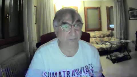 Snapshot of antonio2605 chatting on 12-06-24, 04:47 Antonio online show from 12-06-24, 04:47