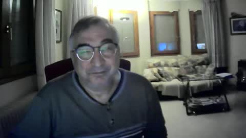 Snapshot of antonio2605 chatting on 01-22-25, 10:05 Antonio online show from 01-22-25, 10:05