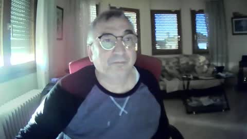 Snapshot of antonio2605 chatting on 02-08-25, 07:48 Antonio online show from 02-08-25, 07:48