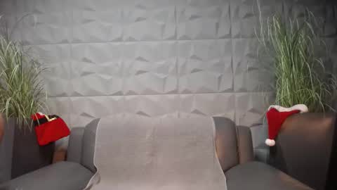 HI My name is Antonio online show from 12-04-24, 08:07